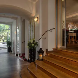 Hotel Maximilian & ****